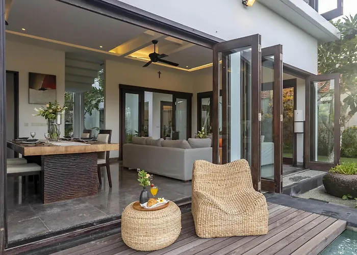 Moonlight And Sunshine Villa Uluwatu